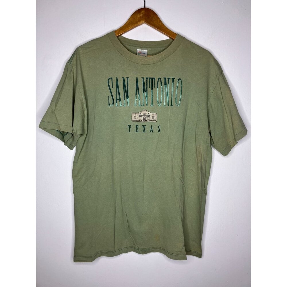 Vintage San Antonio Texas Green Embroidered T-Shirt Men's Large Distressed READ
